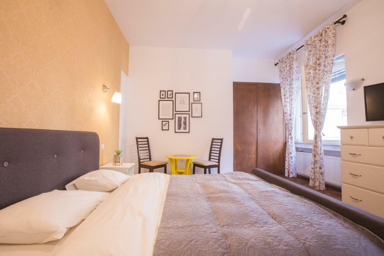 Color Apartments Nicolae Tonitza St Bucharest Luaran gambar
