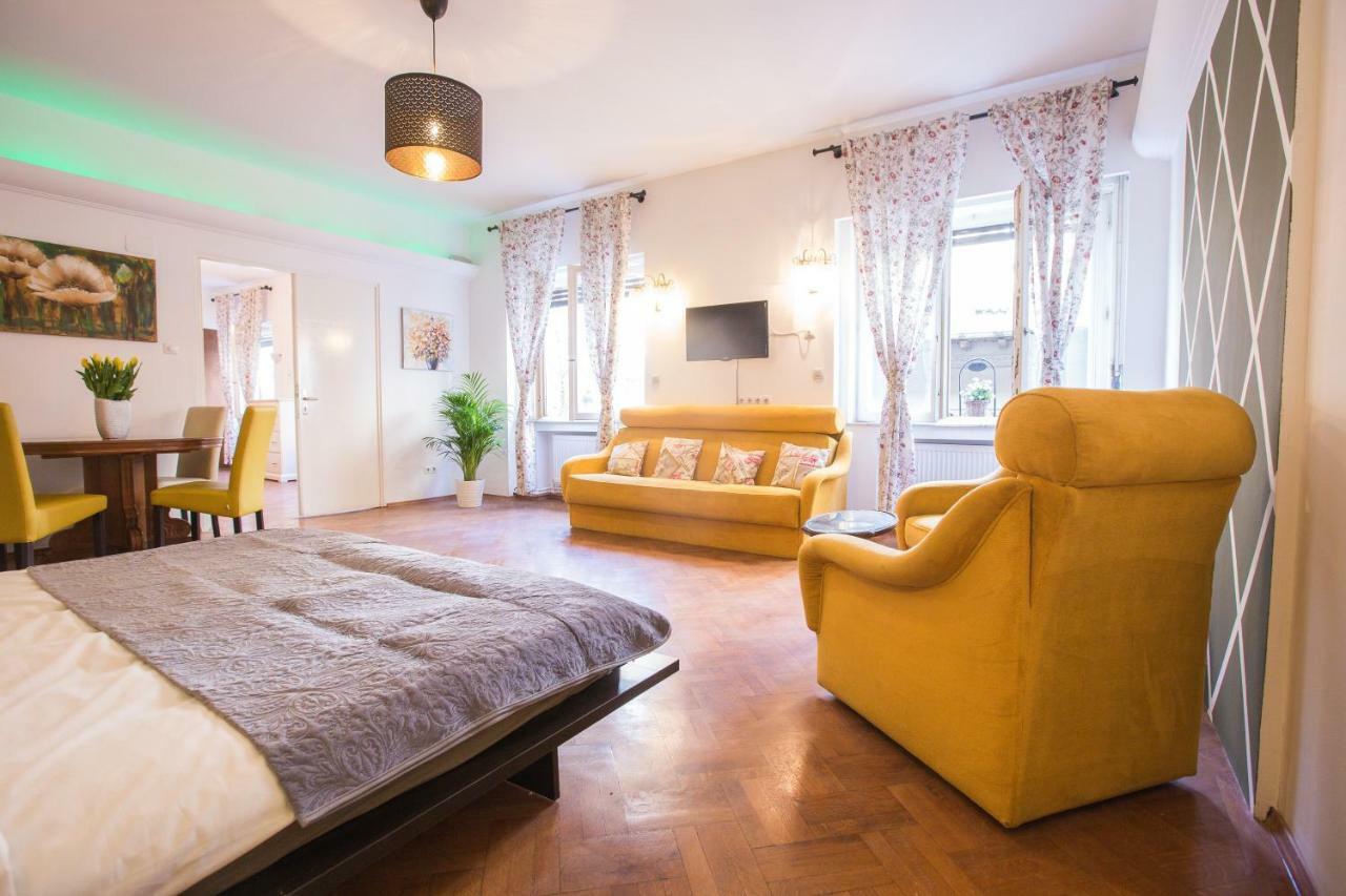 Color Apartments Nicolae Tonitza St Bucharest Luaran gambar