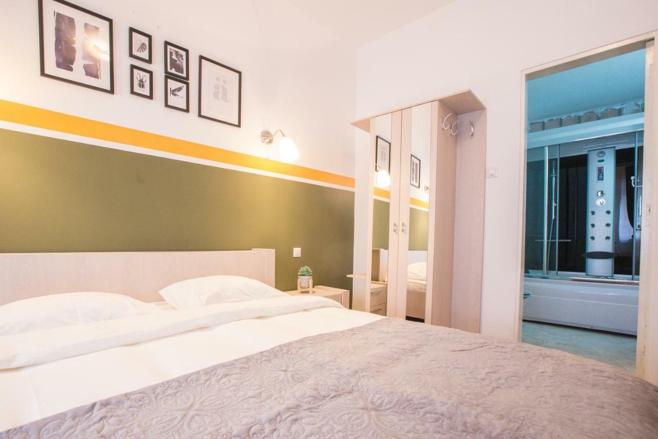 Color Apartments Nicolae Tonitza St Bucharest Luaran gambar