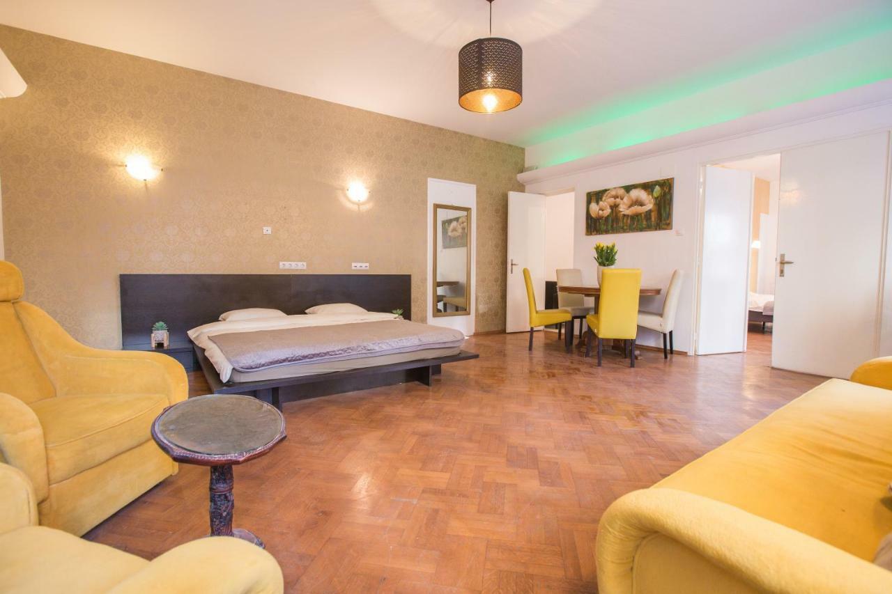 Color Apartments Nicolae Tonitza St Bucharest Luaran gambar