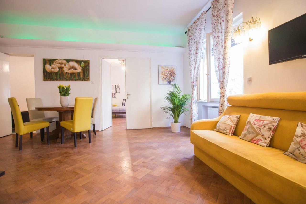 Color Apartments Nicolae Tonitza St Bucharest Luaran gambar