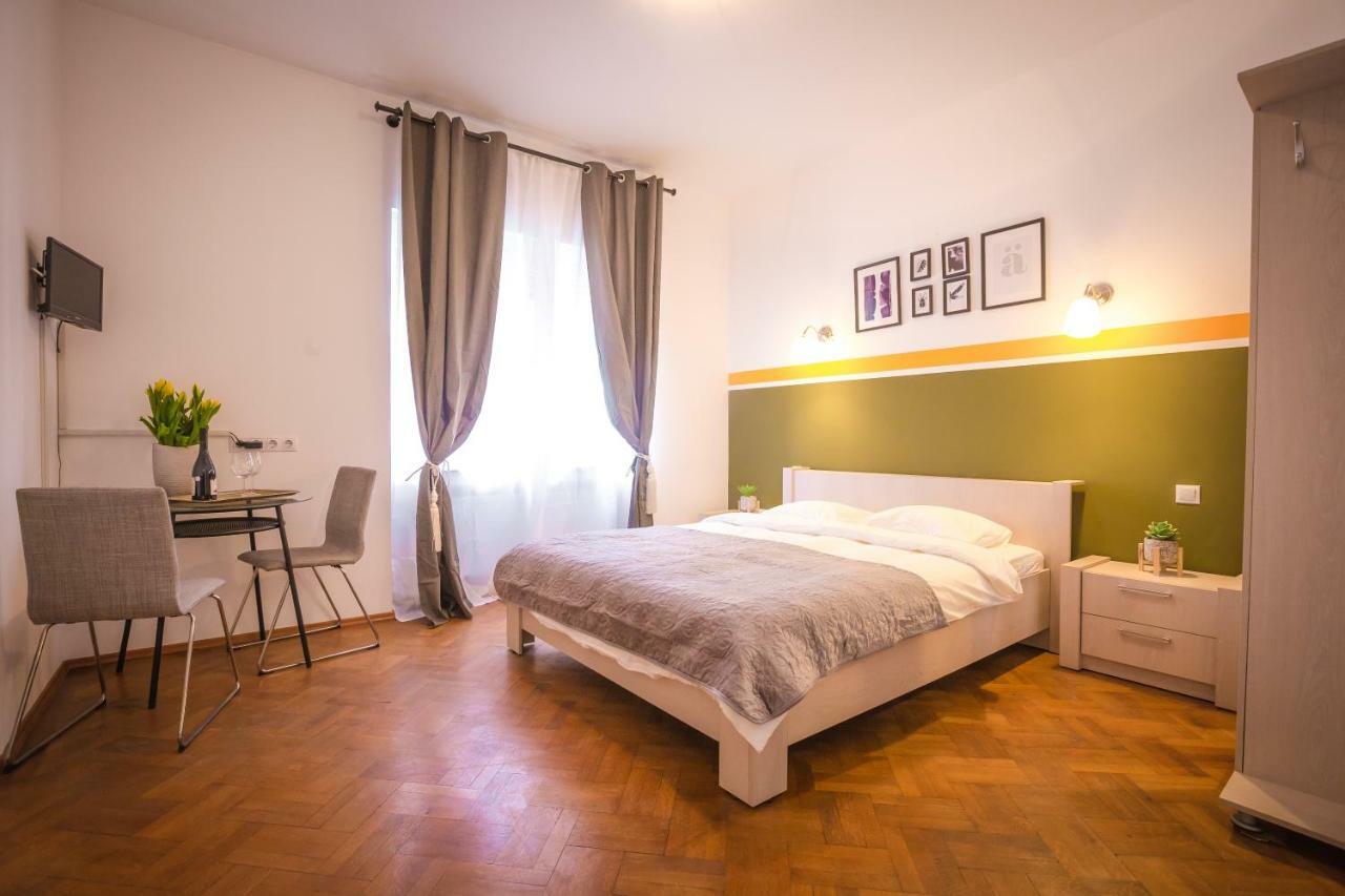 Color Apartments Nicolae Tonitza St Bucharest Luaran gambar