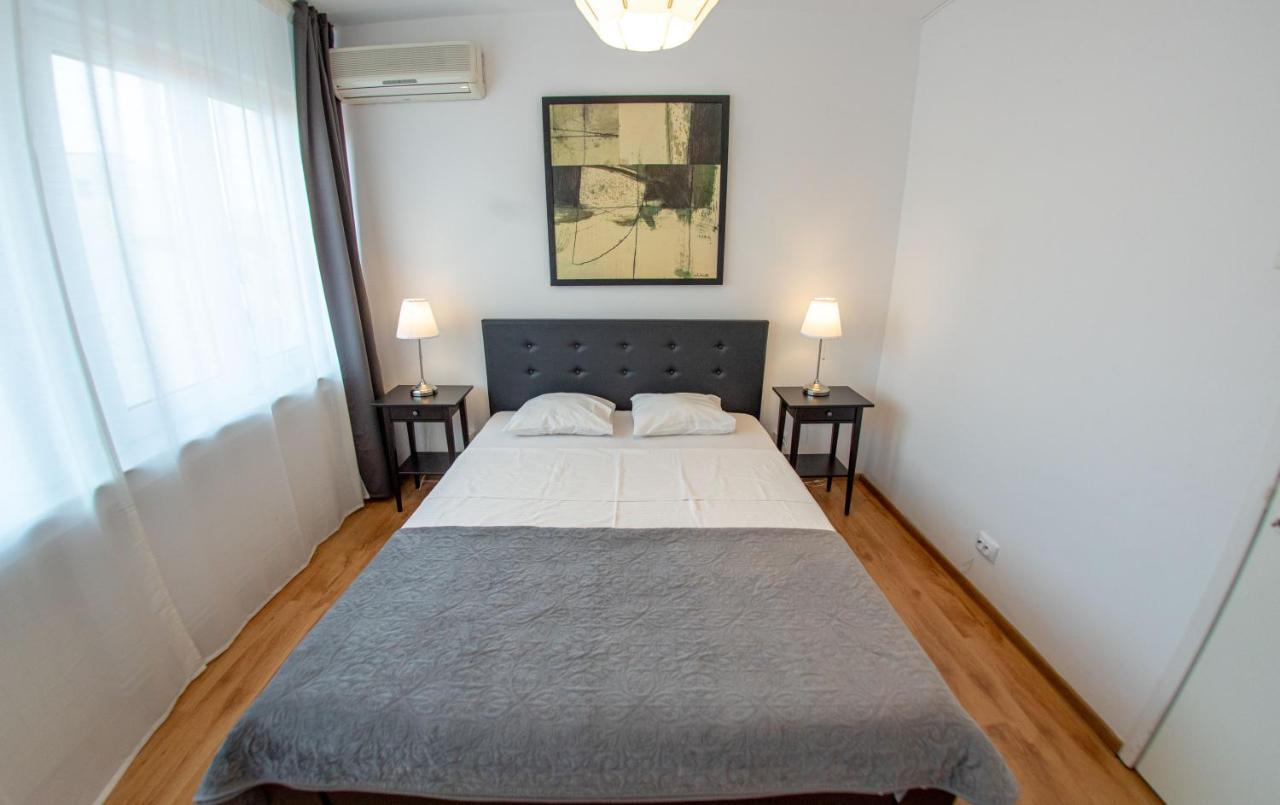 Color Apartments Nicolae Tonitza St Bucharest Luaran gambar